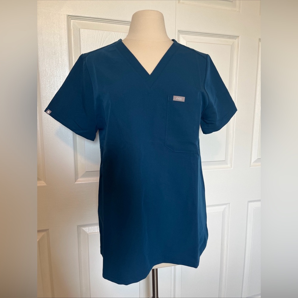 Figs Catarina top Caribbean blue L